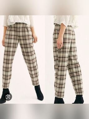 Free People• Plaid Cropped Tapered Pants in Cream & Brown. Sz XS